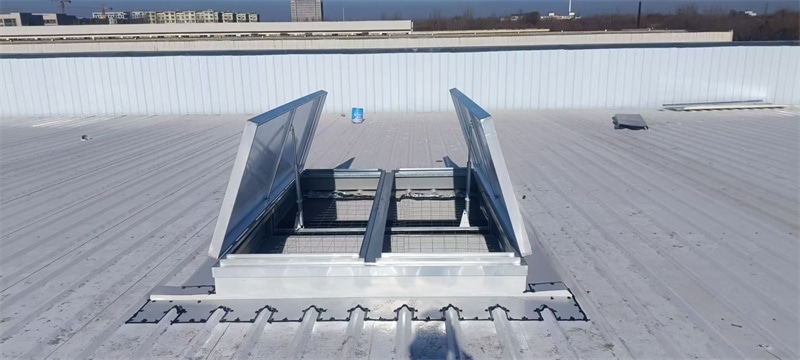 一字型电动采光排烟天窗