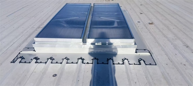 一字型电动采光排烟天窗