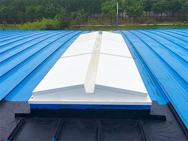 三角型电动采光排烟天窗